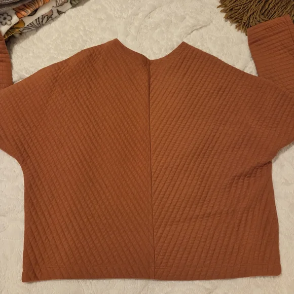 A New Day Rust Orange Quilted Women's Crew Neck Pullover Sweater. Retro Playful - Picture 7 of 8